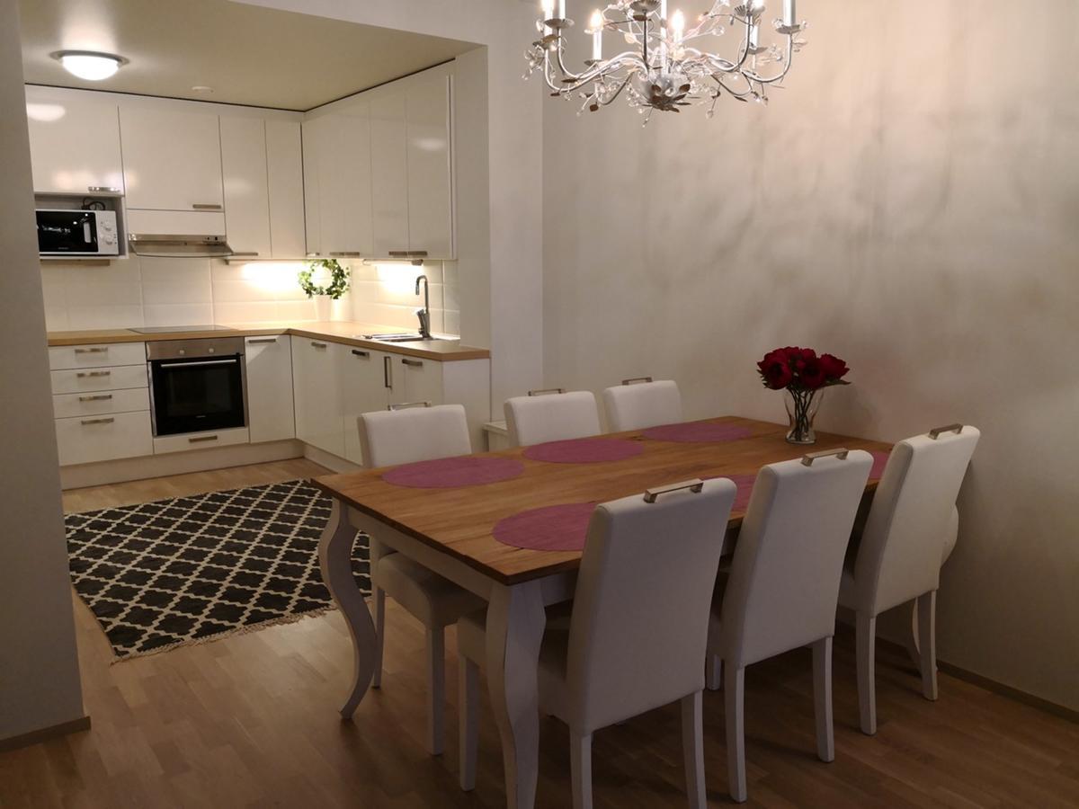 Charming Pine View Apartment Vantaa Esterno foto