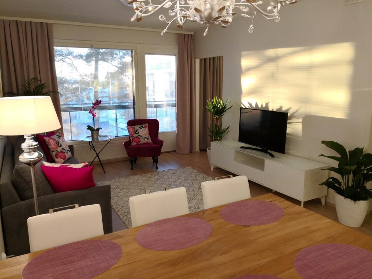 Charming Pine View Apartment Vantaa Esterno foto