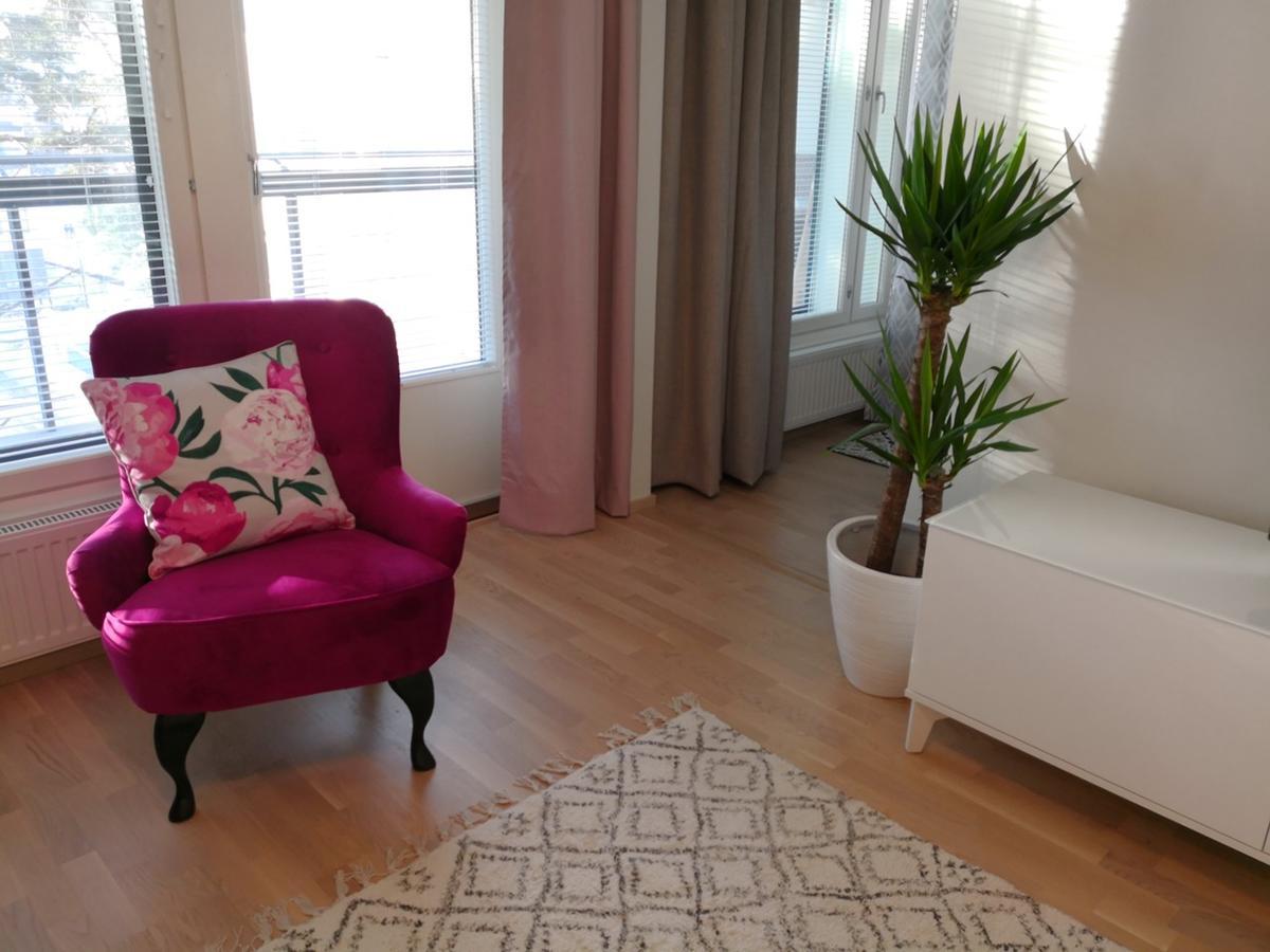Charming Pine View Apartment Vantaa Esterno foto